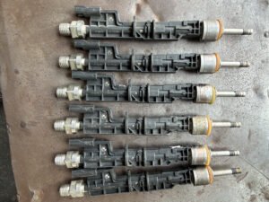 Part: Fuel Injector Quantity: 6 Pieces Brand: BMW Condition: Used Type: OEM / Original Used Part Application: BMW vehicles — compatibility must be confirmed Location: Sharjah, UAE Availability: In Stock